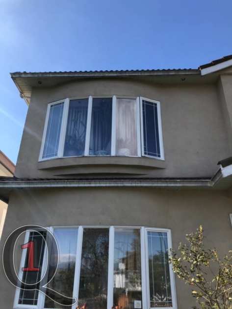 vancouver gutter washing before